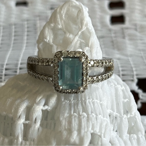 Jewelry - Platinum Diamond Aquamarine emerald cut ring size 7
